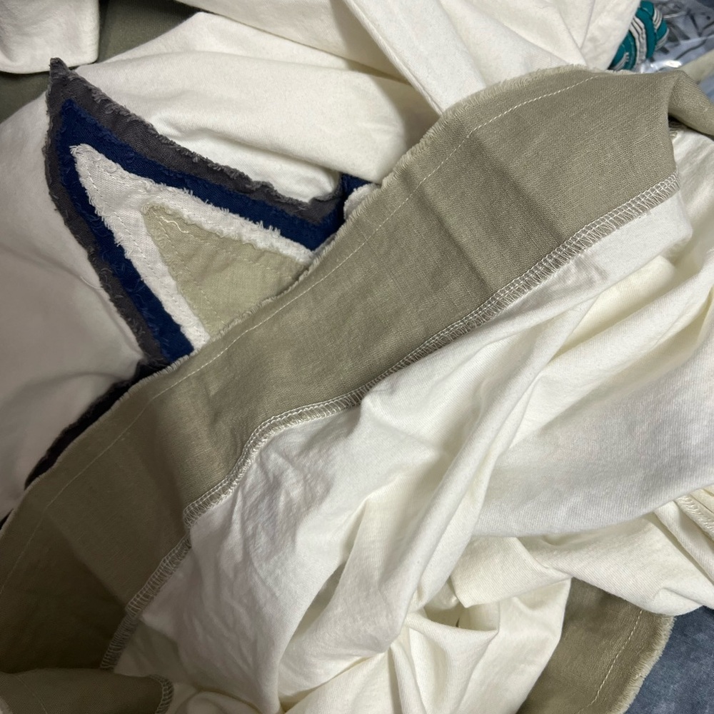 Blue Velvet long sleeve shirt with patchwork star detail 
size L/XL - Picture 7 of 7